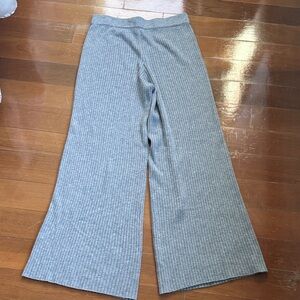 The Drop Relax and Cozy Pants Size M